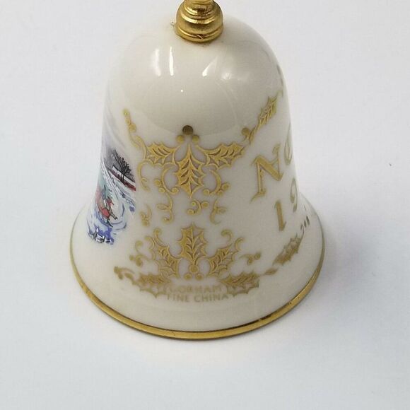 Currier Ives 1982 Porcelain Bell Norman Rockwell White 22 KT Gold Xmas Vintage - Picture 5 of 8